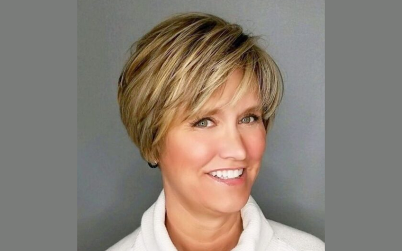 short hairstyles for women over 50